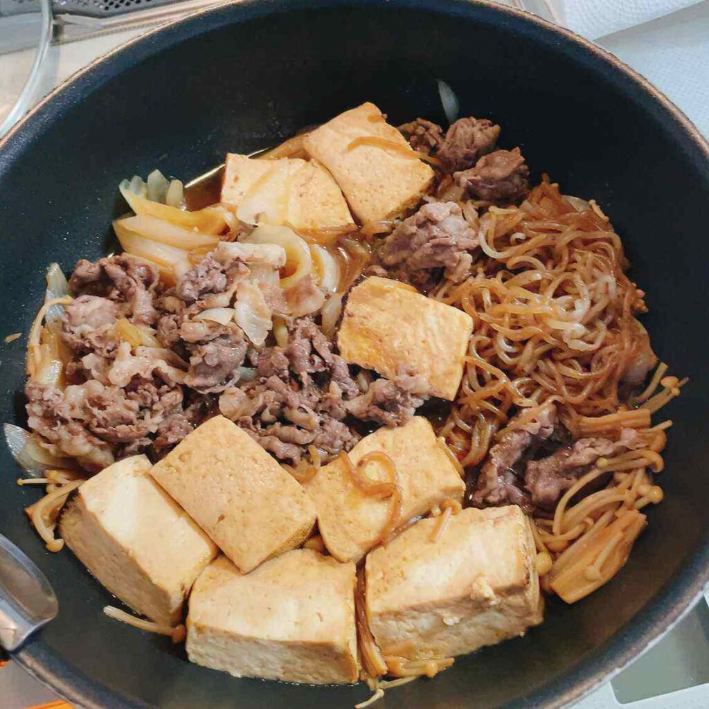 すき焼き風肉豆腐出来上がり